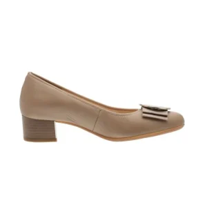 Ara Smooth Leather Wide-Fitting Pumps with Bow Ornament in Sand