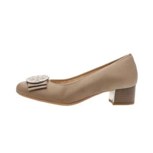Ara Smooth Leather Wide-Fitting Pumps with Bow Ornament in Sand
