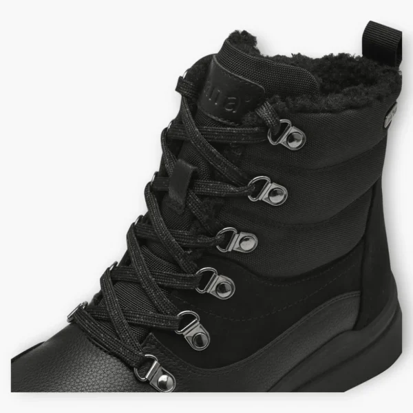Black Women's Snow Boots with Fur Lining – Vegan, Chunky Sole