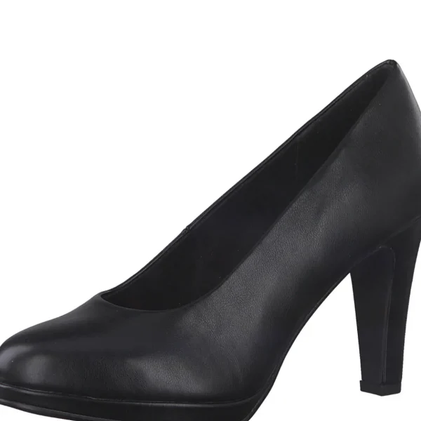 Dress to Impress Black Pumps