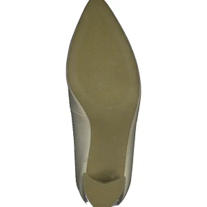 Fancy Glossy Pumps in Cream Patent