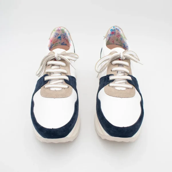 Jose Saenz Navy & Beige Runner – Suede & Textured Leather