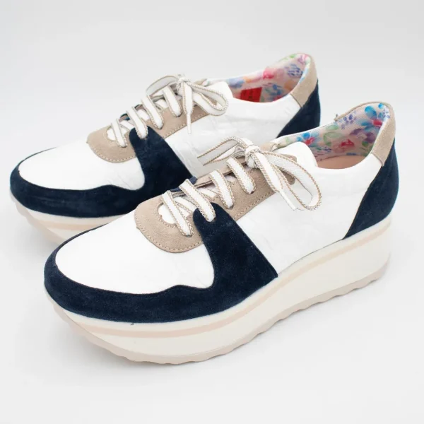 Jose Saenz Navy & Beige Runner – Suede & Textured Leather