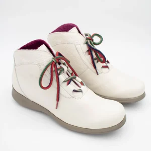 Jose Saenz Rural Ice Lace-Up Ankle Boots with Natural Sole