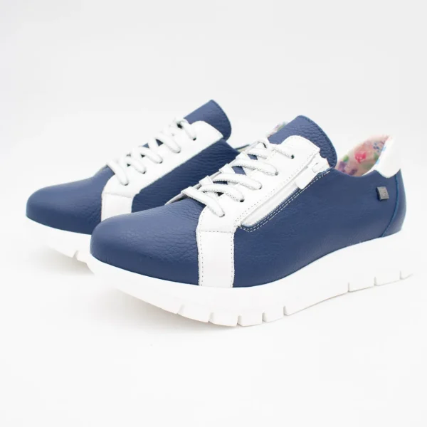 Jose Saenz Women’s Classic Runner – Navy with White & Silver Accents