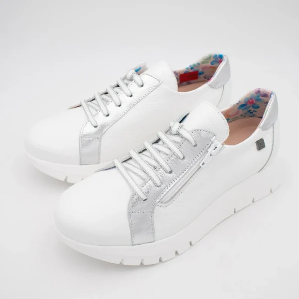 Jose Saenz Women’s Classic Runner – All-White with Silver Touch