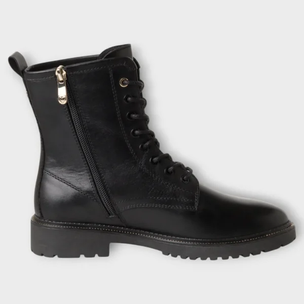 Marco Tozzi Leather Lace-Up Black Boots with Chunky Sole
