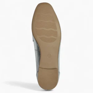 Marco Tozzi Metallic Silver Loafers – Vegan, Cushioned Comfort