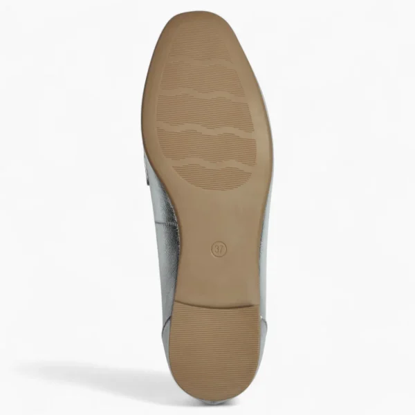 Marco Tozzi Metallic Silver Loafers – Vegan, Cushioned Comfort