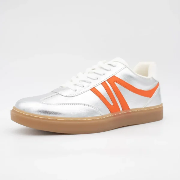 Redz Silver Trainer – Sporty & Trendy with Orange Accents