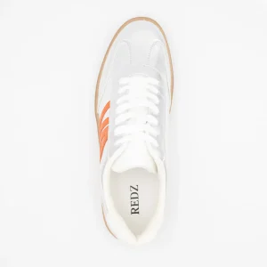 Redz Silver Trainer – Sporty & Trendy with Orange Accents