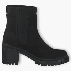 Stretch Fit Ankle Boot by S. Oliver: A Symphony of Style and Snugness