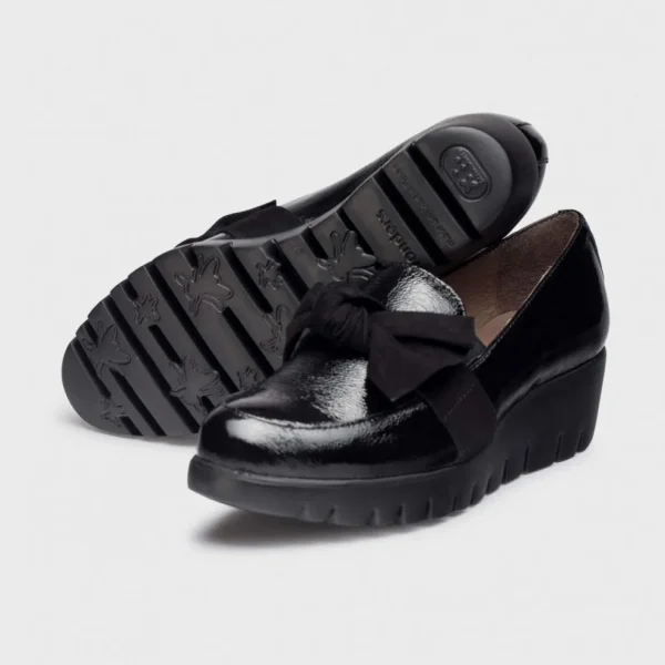 Wonders ROMEO Black Patent Moccasins with Suede Bow and Wedge Sole